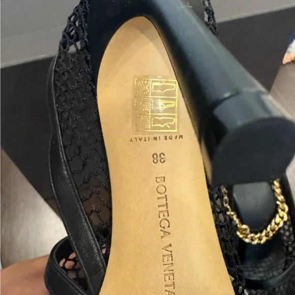 Bottega Veneta Black Mesh Heels with Gold Chain - Picture 5 of 9